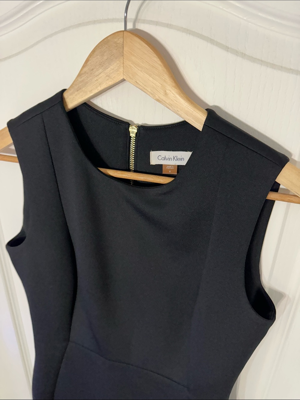 Calvin Klein Sleek Black Sleeveless Sheath Dress - Picture 2 of 2